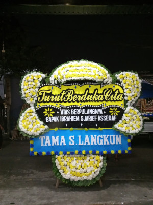 Papan Bunga Duka di Sukamanis